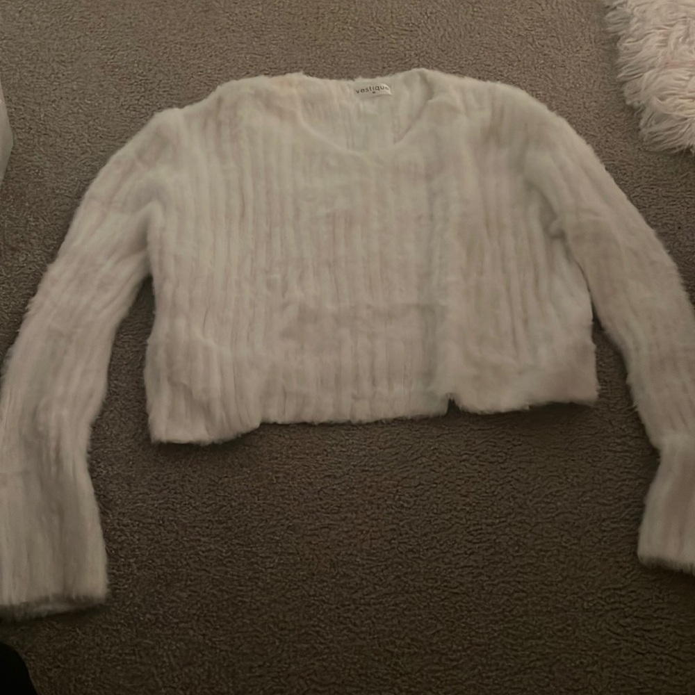White fuzzy crop v neck sweater